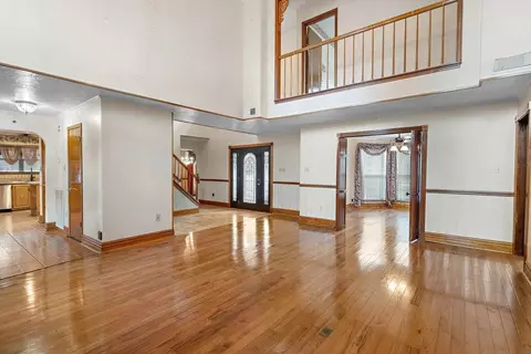 Living - 308 Hawk Dr, Slidell, LA 70461 photo 1 of 9