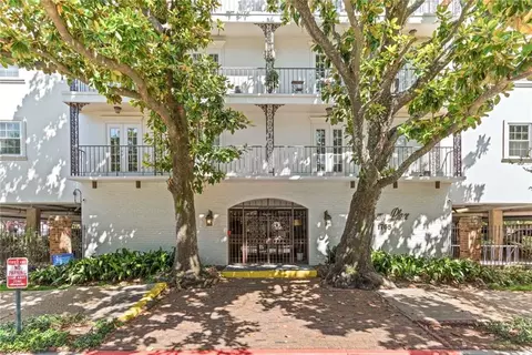1765 Coliseum St #303, New Orleans, LA 70130