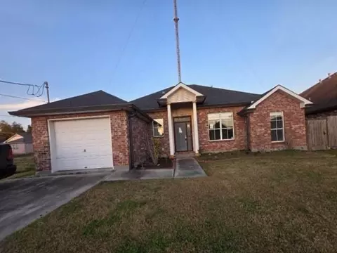 3210 Elmwood Park Dr, New Orleans, LA 70114