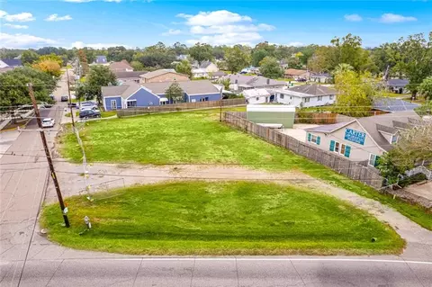 9225 Jefferson Hwy, River Ridge, LA 70123