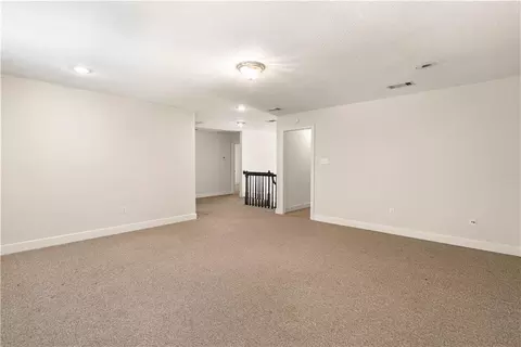 Living - 125 Bent Tree Ct, Covington, LA 70433 photo 7 of 7