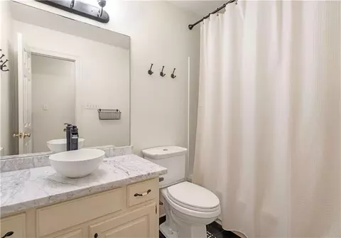 Bath - 125 Bent Tree Ct, Covington, LA 70433 photo 5 of 5