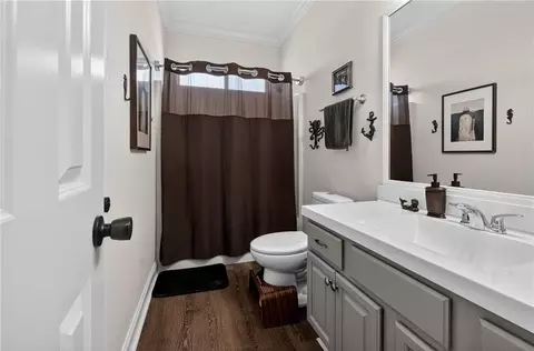 Bath - 20366 Helenbirg Rd, Covington, LA 70433 photo 3 of 3