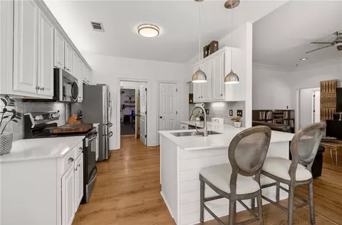 Kitchen - 20366 Helenbirg Rd, Covington, LA 70433 photo 3 of 3