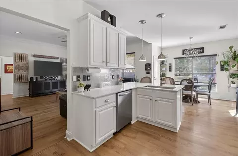Kitchen - 20366 Helenbirg Rd, Covington, LA 70433 photo 2 of 3