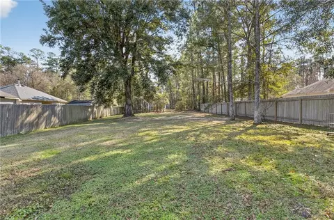 Exterior - 20366 Helenbirg Rd, Covington, LA 70433 photo 6 of 6