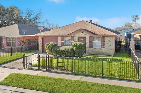 7562 Forum Blvd, New Orleans, LA 70128