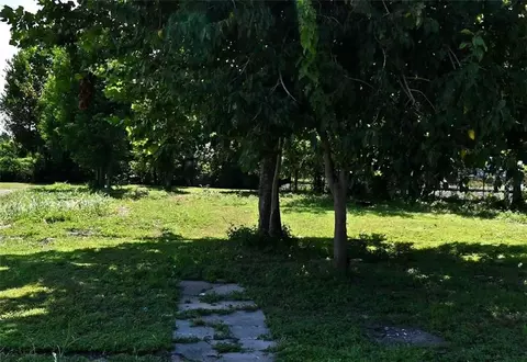 2976 Law St, New Orleans, LA 70117