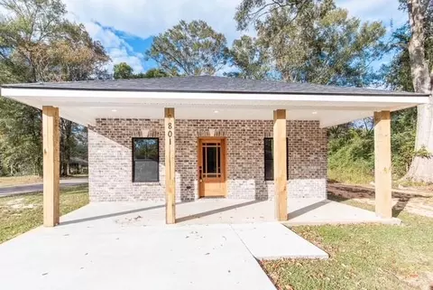 801 4th St, Picayune, MS 39466