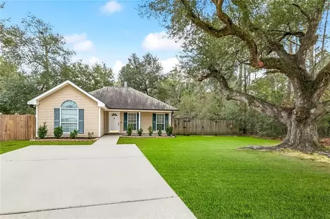 27414 Zelda Dr, Lacombe, LA 70445