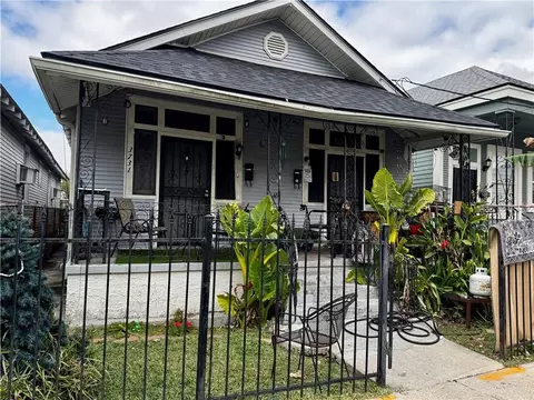 3729 31 Willow St, New Orleans, LA 70115