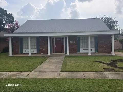 4928 Robin Hood Dr, New Orleans, LA 70128