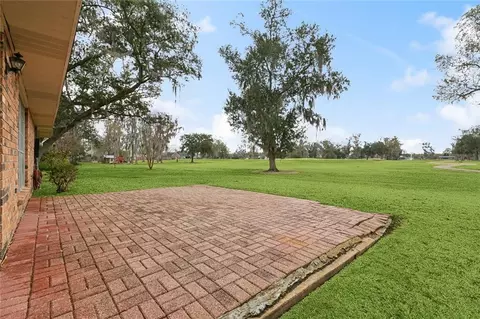 Exterior - 3 E Levert Dr, Luling, LA 70070 photo 3 of 4