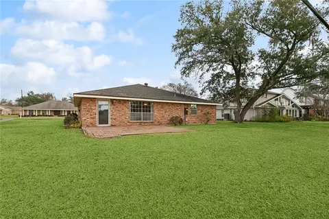 Exterior - 3 E Levert Dr, Luling, LA 70070 photo 4 of 4