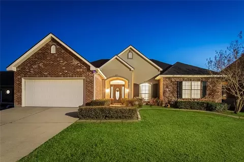 410 Moonraker Dr, Slidell, LA 70458