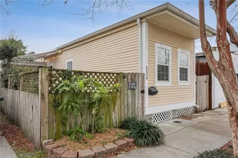4220 St Peter St, New Orleans, LA 70119