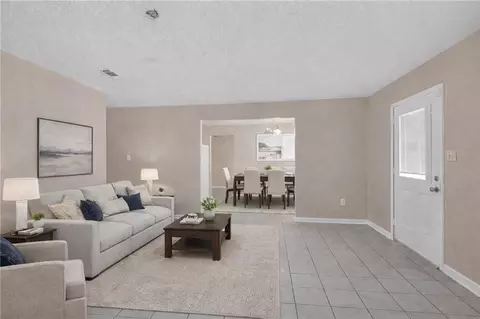 Living - 2006 7th St, Slidell, LA 70458 photo 1 of 1