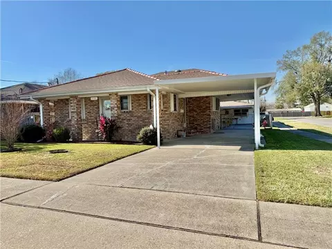 1631 Fairway Dr, Kenner, LA 70062