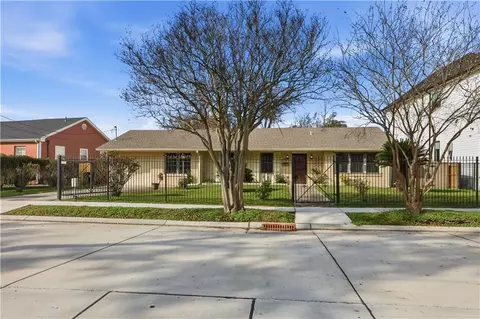 50 Pratt Dr, New Orleans, LA 70122