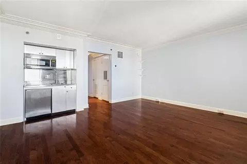 1205 St Charles Ave #604, New Orleans, LA 70130
