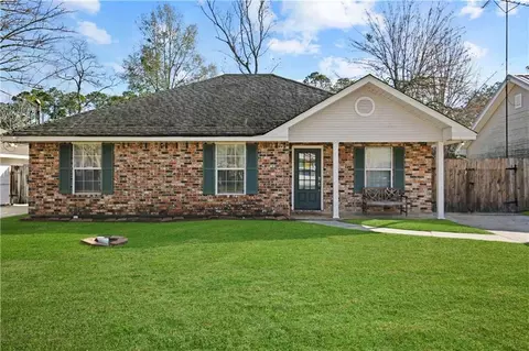 70476 2nd St, Covington, LA 70433