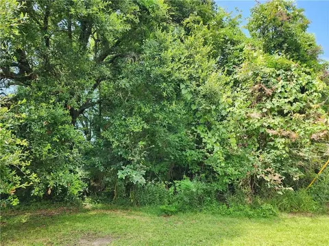 208 Concession St, Belle Chasse, LA 70037