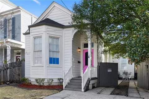 328 S Scott St, New Orleans, LA 70119