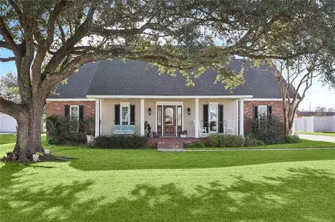 3301 Main St, Laplace, LA 70068