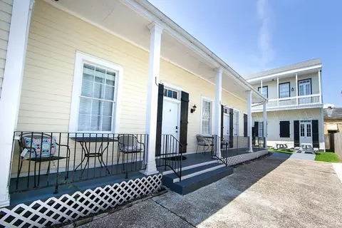 1527 Dumaine St, New Orleans, LA 70116