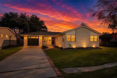 2805 Elizabeth St, Metairie, LA 70003