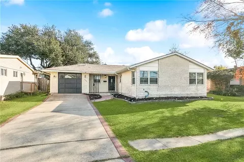 2805 Elizabeth St, Metairie, LA 70003