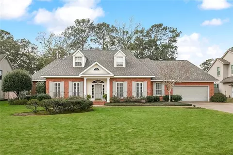 740 Bocage Ln, Mandeville, LA 70471