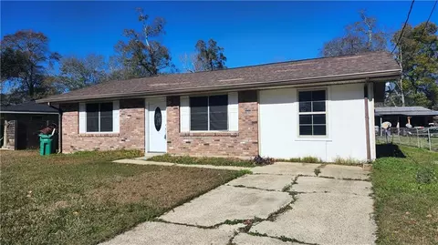 260 Mockingbird Ln, Slidell, LA 70458