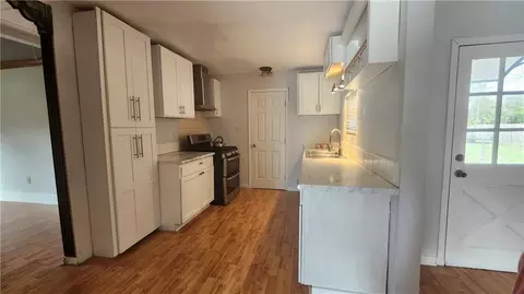 Entry Way - 260 Mockingbird Ln, Slidell, LA 70458 photo 1 of 1