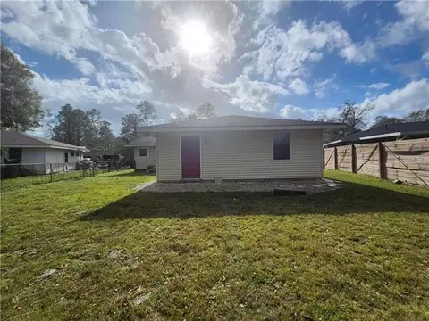 Exterior - 260 Mockingbird Ln, Slidell, LA 70458 photo 2 of 3