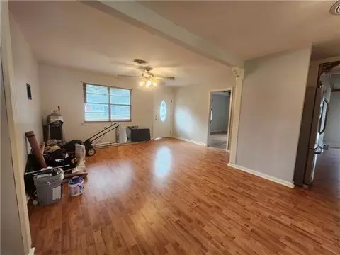 Living - 260 Mockingbird Ln, Slidell, LA 70458 photo 2 of 2