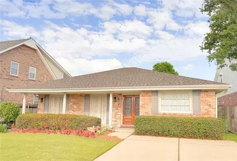4909 Kennedy St, Metairie, LA 70006