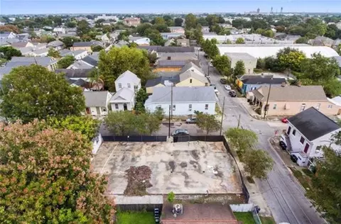634 Independence St, New Orleans, LA 70117