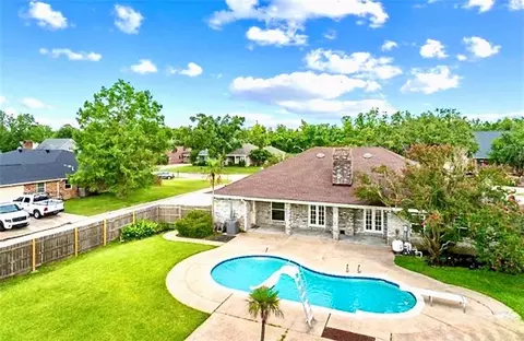 249 Somerset St, Laplace, LA 70068
