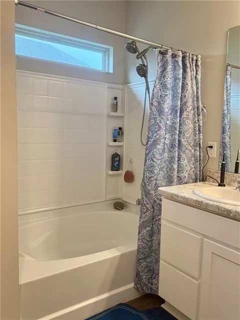 Bath - 47697 Cathy Ln, Robert, LA 70455 photo 2 of 3