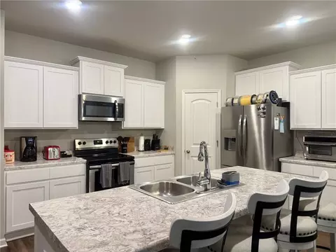 Kitchen - 47697 Cathy Ln, Robert, LA 70455 photo 1 of 1