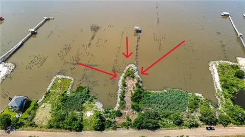 103 Lakeview Dr, Slidell, LA 70458