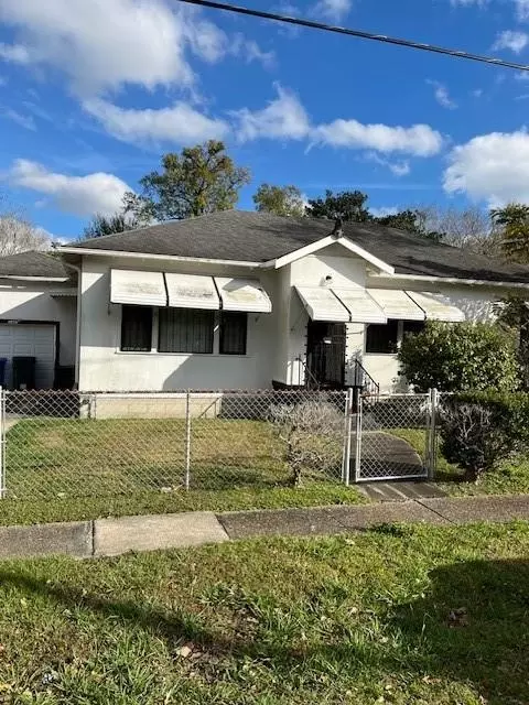 1056 Farragut St, New Orleans, LA 70114