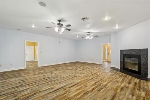 Living - 220 Warrior Trce, Covington, LA 70435 photo 2 of 6