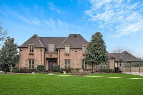 305 Highland Bluff Dr, Slidell, LA 70461