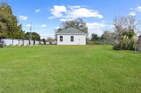 Exterior - 435 Pine St, Independence, LA 70443 photo 4 of 4