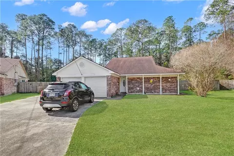 523 Drury Ln, Slidell, LA 70460