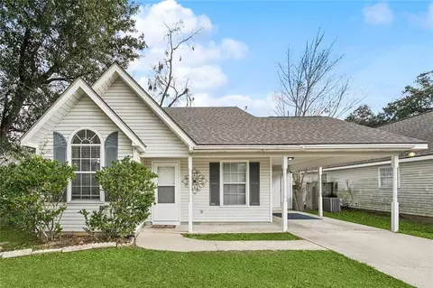 162 Beauregard St, Ponchatoula, LA 70454
