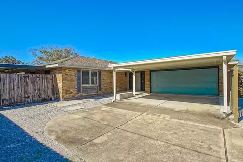 2676 Saturn St, Harvey, LA 70058