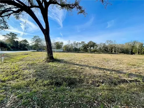 Haas Road, Alton, LA 70460